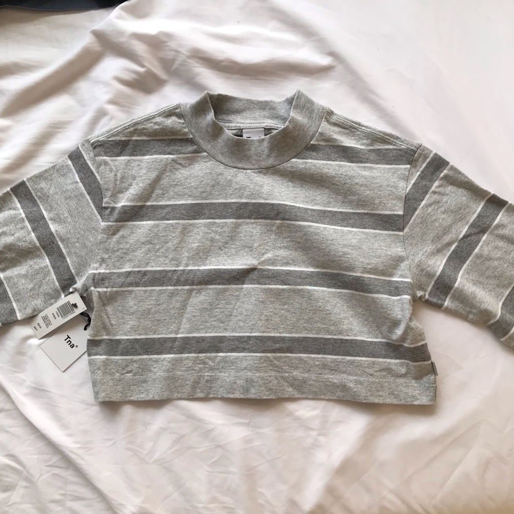 Aritzia TNA Long Sleeve Crop Top